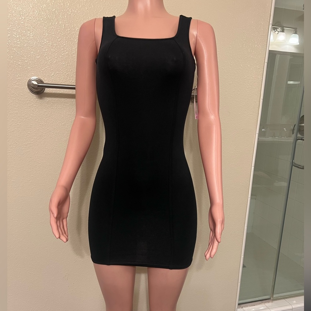 Black Sleeveless Bodycon Dress. NWT. XS